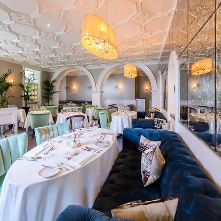 Hotel The Metropole 4*
