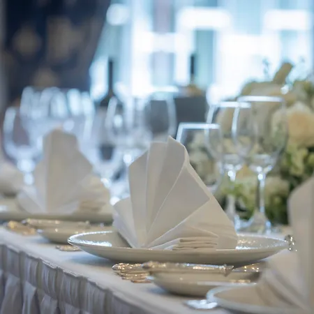 The Metropole Otel Cork