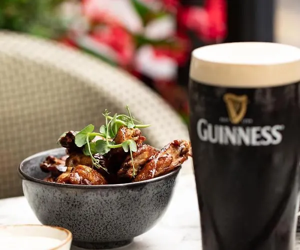 The Metropole Корк