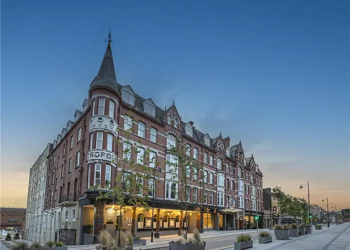 The Metropole Отель